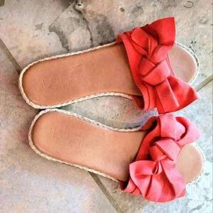 Women's Ann Taylor LOFT flip flop glides sandals orange bow size 7, EUC $12